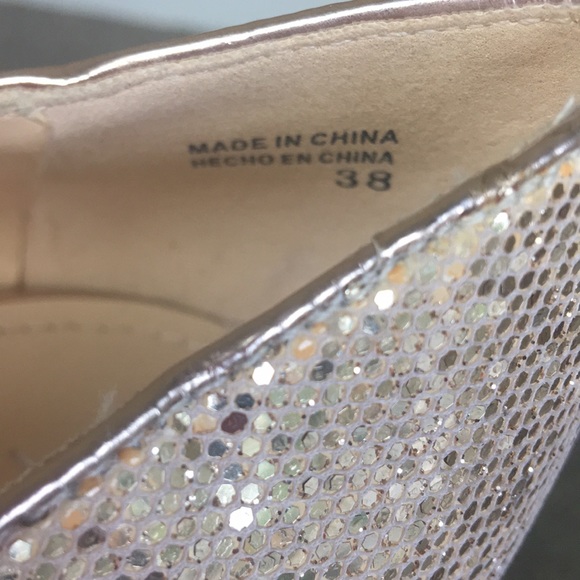 Aldo pump glitter leather interior. - Picture 5 of 6
